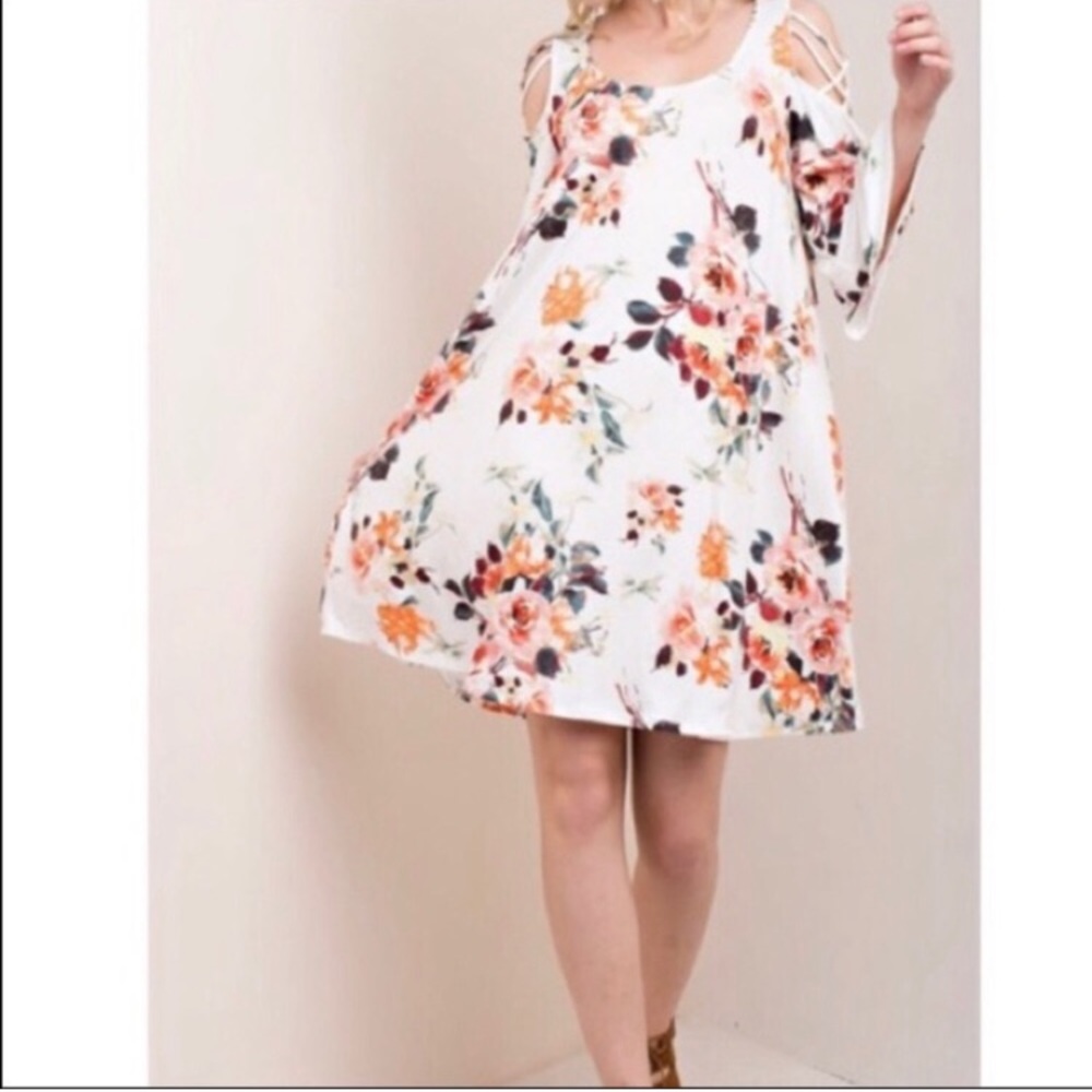 Floral Print Cold Shoulder Dress.  (Spring/Summer)